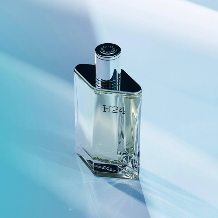 Hermès H24 Eau de Toilette Refillable Natural Spray 30ml - Image 4