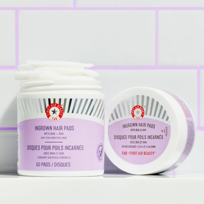 First Aid Beauty Ingrown Hair Pads with BHA & AHA x 28 - Image 2