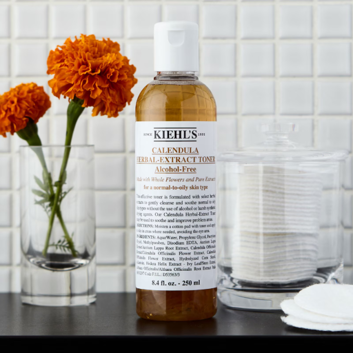 Kiehl's Calendula Herbal Extract Alcohol-Free-Toner 250ml - Image 2