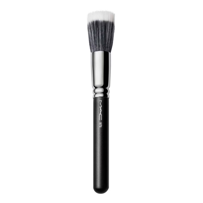 M.A.C 187s Duo Fibre Face Brush